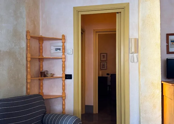 I Freschi Lägenhet *