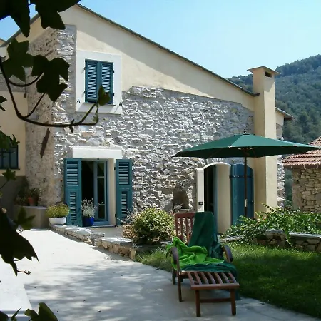 Apartment I Freschi