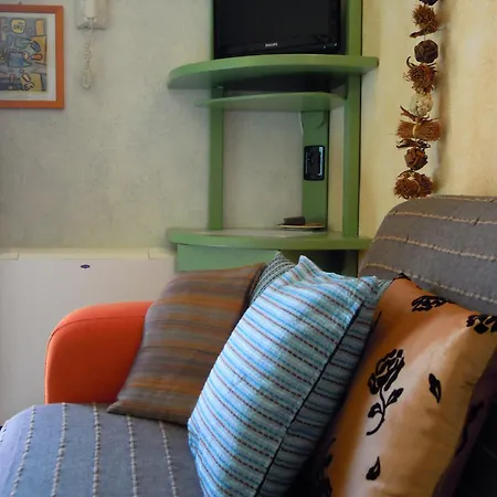 Apartment I Freschi