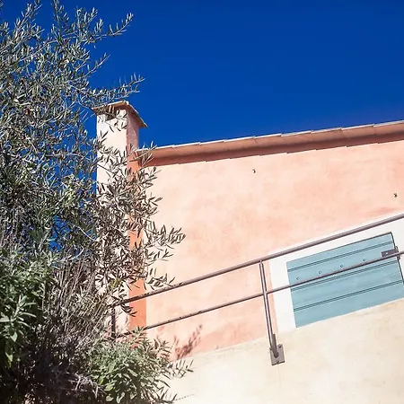 Apartment I Freschi